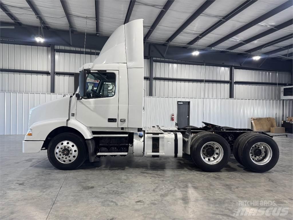 Volvo VNM64T200 Ťahače