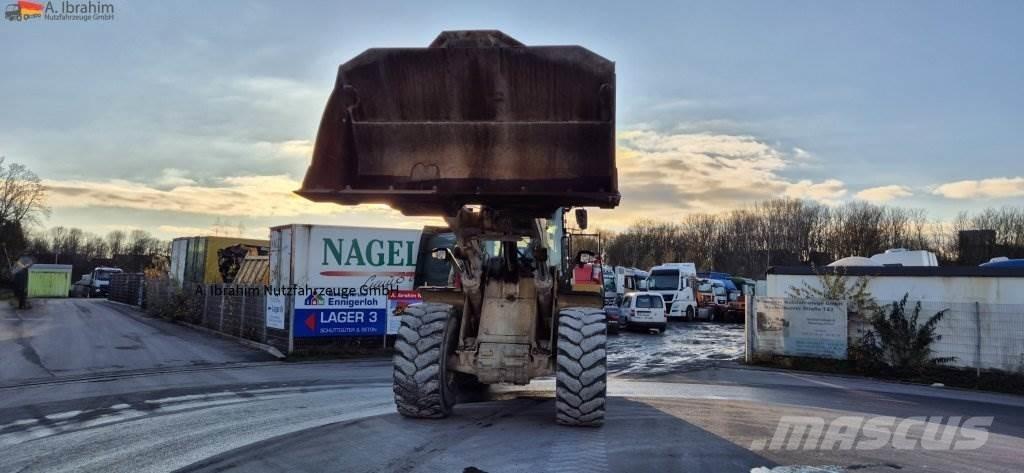 CAT 966 MXE Kolesové nakladače