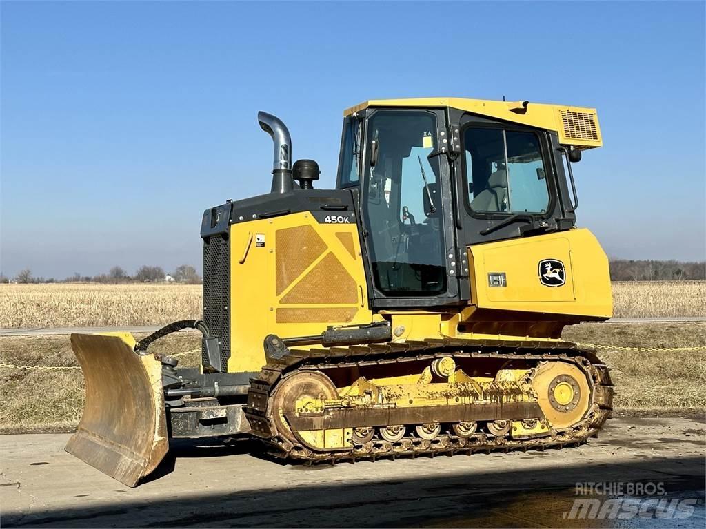 John Deere 450K Pásové dozéry