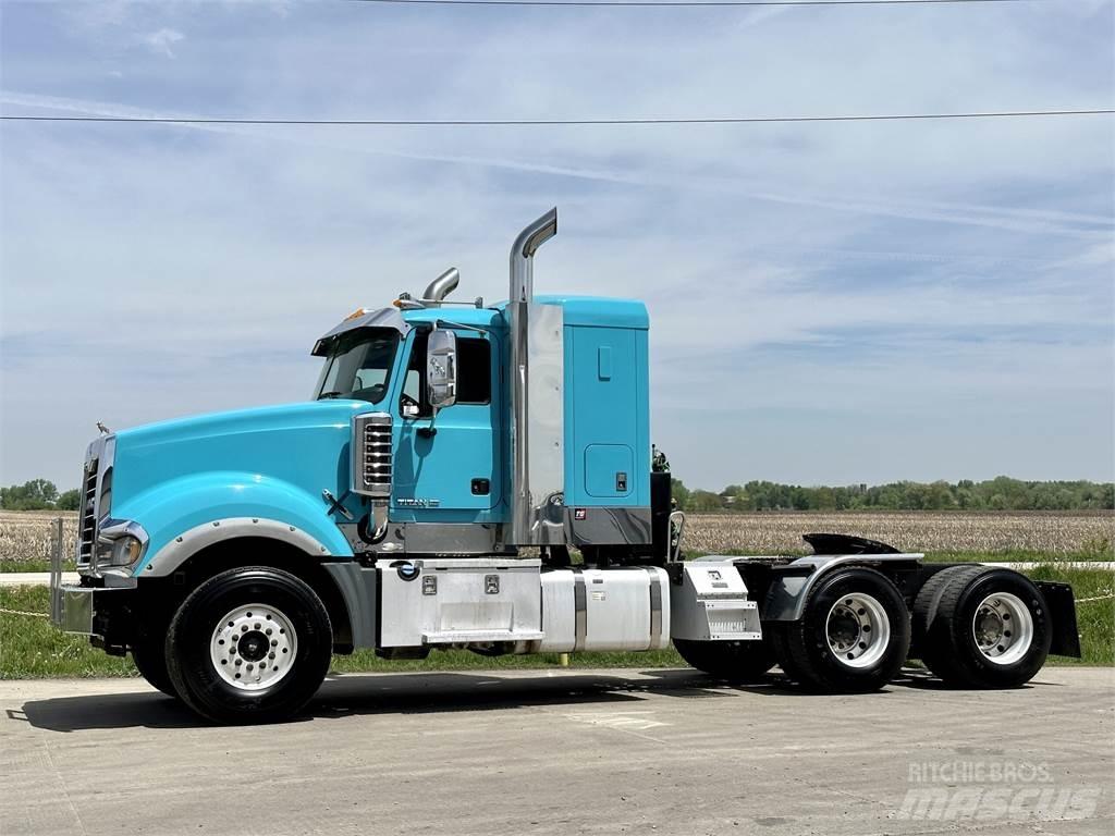 Mack Titan TD713 Ťahače