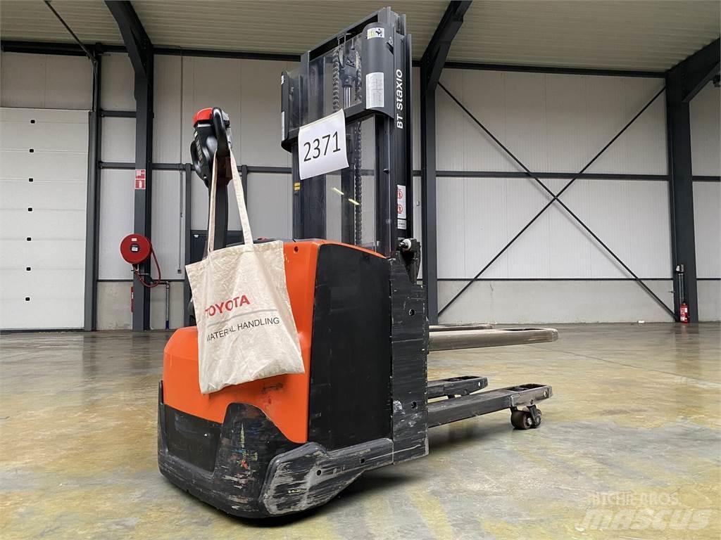 Toyota SWE200D Samohybné vozíky