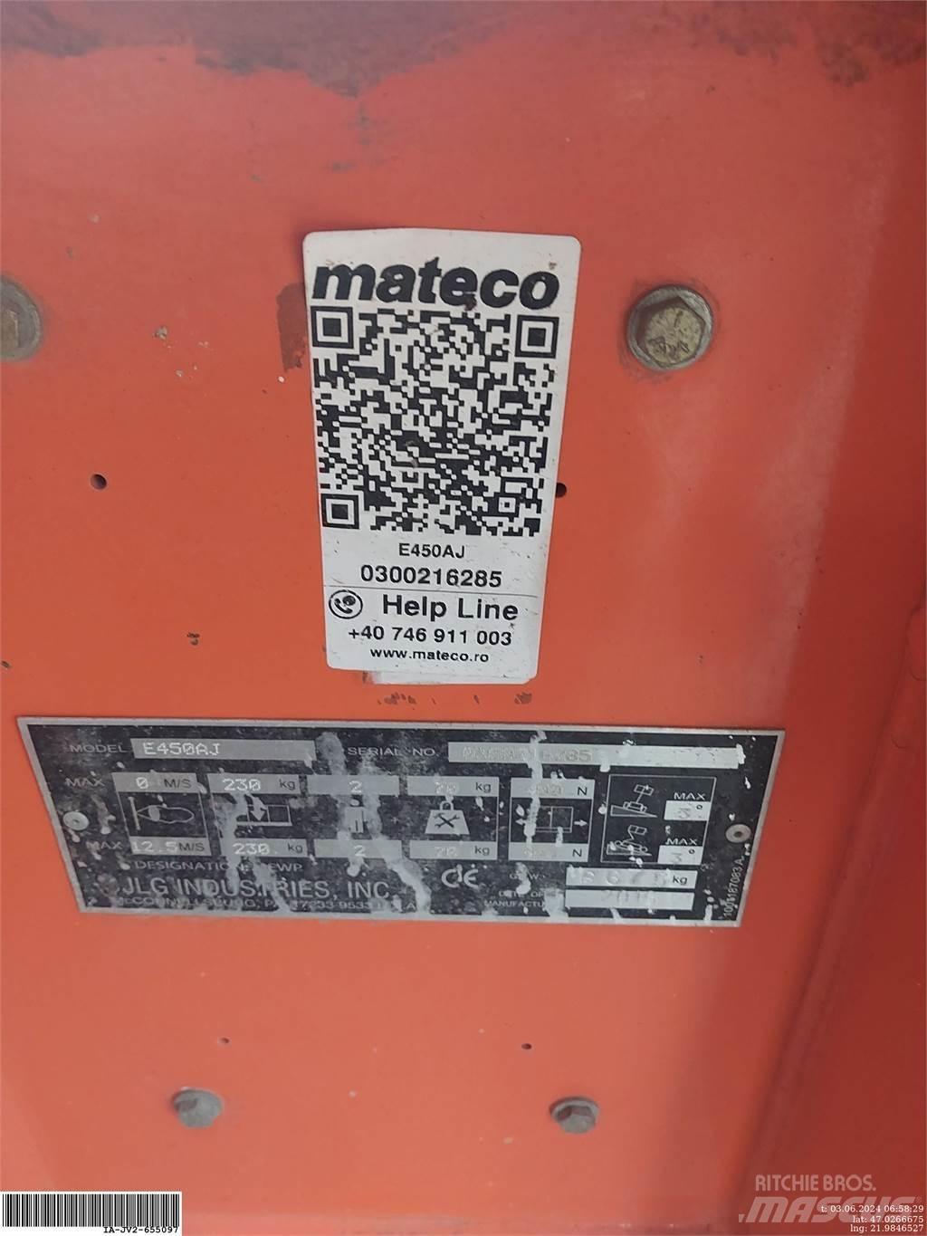 JLG E450AJ Kĺbové plošiny