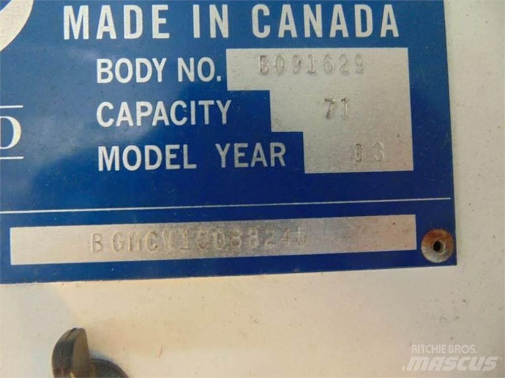GMC BLUEBIRD Ďalšie nákladné vozidlá