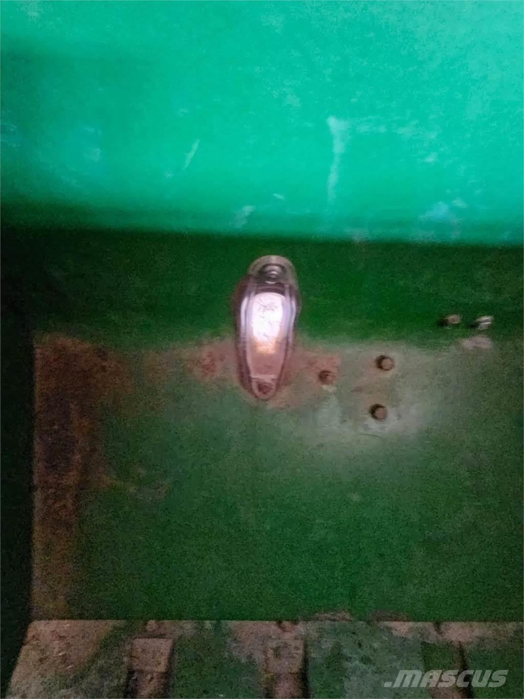 John Deere 450 Ďalšie komponenty