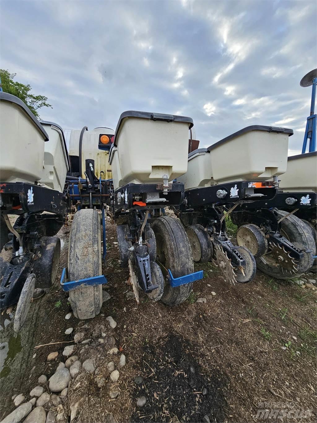 Kinze 3000 Ďalšie komponenty