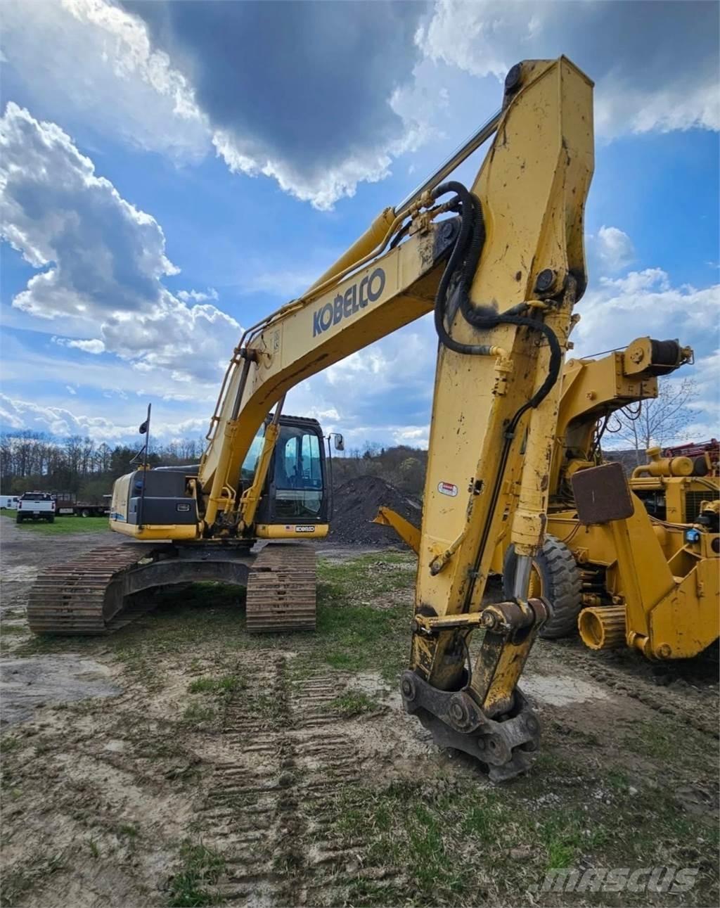 Kobelco Sk210LC Pásové rýpadlá