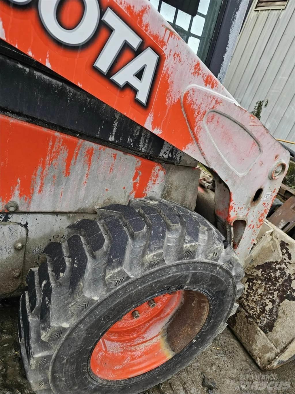 Kubota SSV75 Ďalšie komponenty