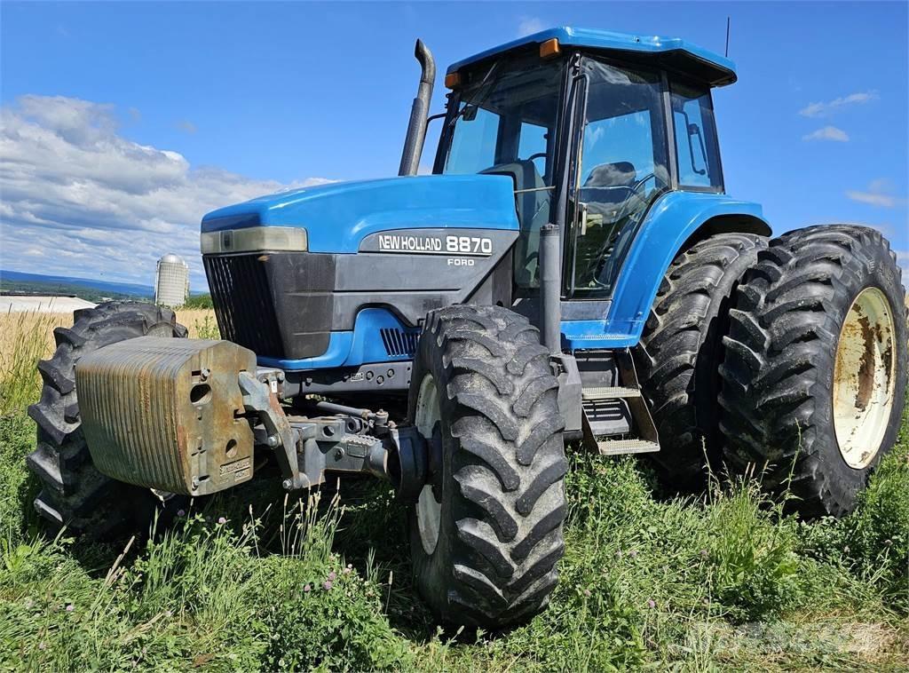 New Holland 8870 Traktory