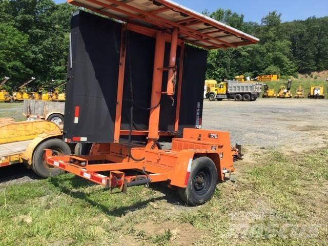 Addco DH-1000 Osvetľovacie stožiare
