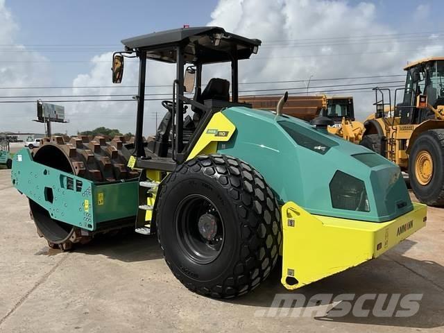 Ammann ARS 110 Ťahačové valce