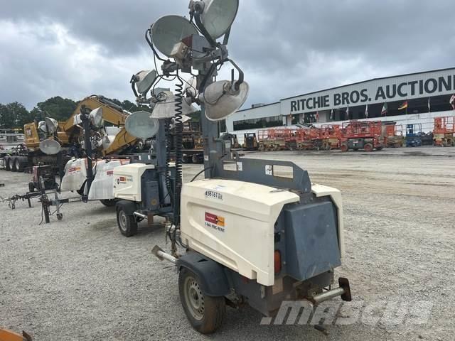 Atlas Copco V4 Osvetľovacie stožiare