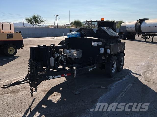  Bearcat BK400D Stavebníctvo - ostatné