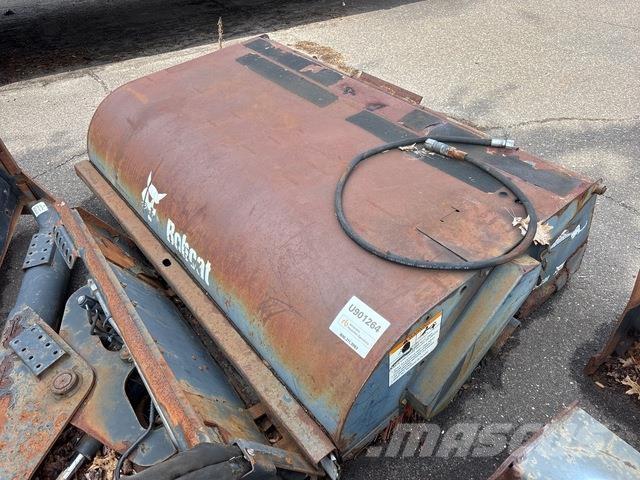 Bobcat 72 Zametacie stroje