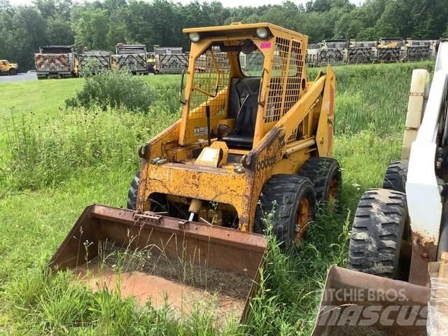 Bobcat 843 Šmykom riadené nakladače