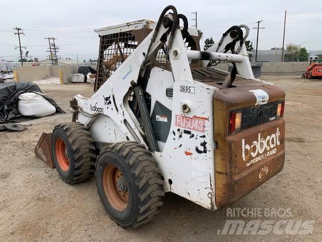 Bobcat 873 Šmykom riadené nakladače