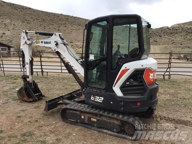 Bobcat E32i Pásové rýpadlá