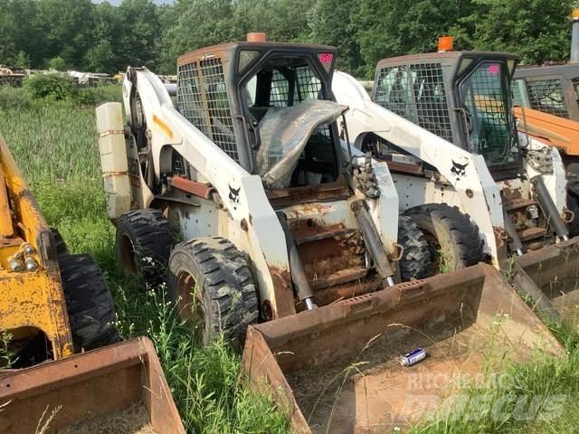 Bobcat S250 Šmykom riadené nakladače