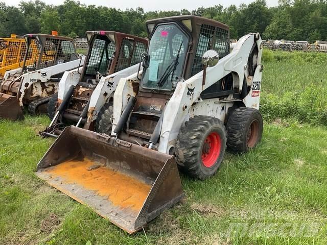 Bobcat S250 Šmykom riadené nakladače