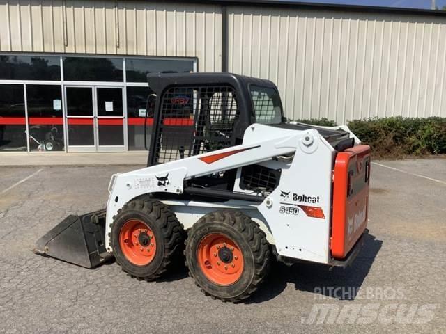 Bobcat S450 Šmykom riadené nakladače