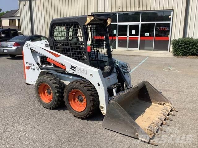 Bobcat S450 Šmykom riadené nakladače