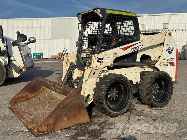 Bobcat S630 Šmykom riadené nakladače