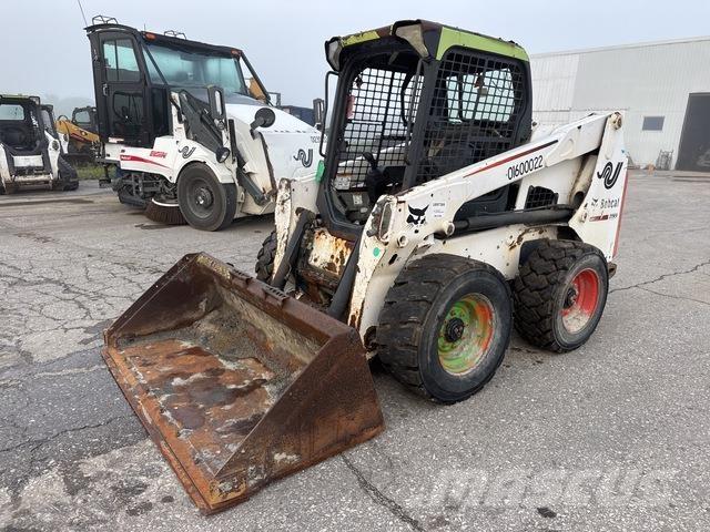 Bobcat S630 Šmykom riadené nakladače