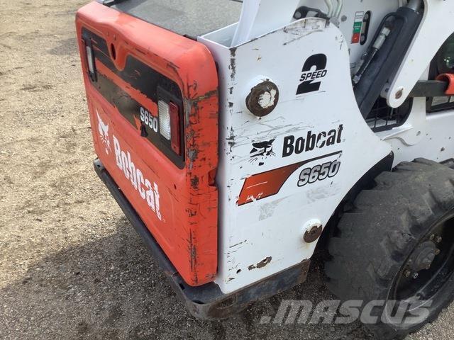 Bobcat S650 Šmykom riadené nakladače