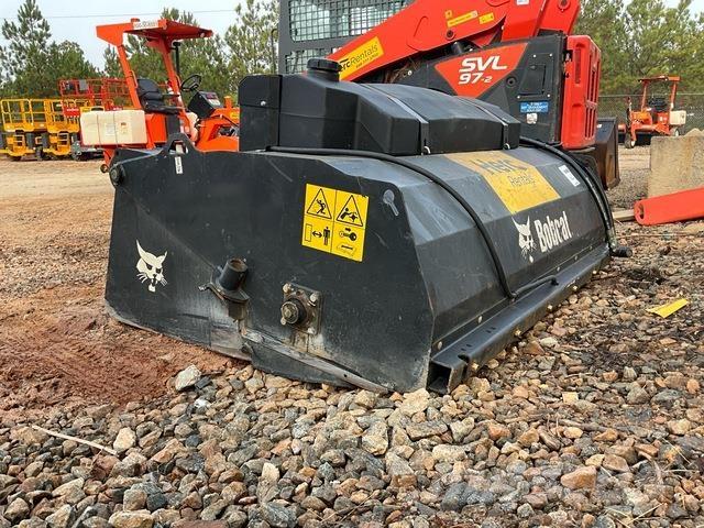 Bobcat SWB72 Zametacie kefy