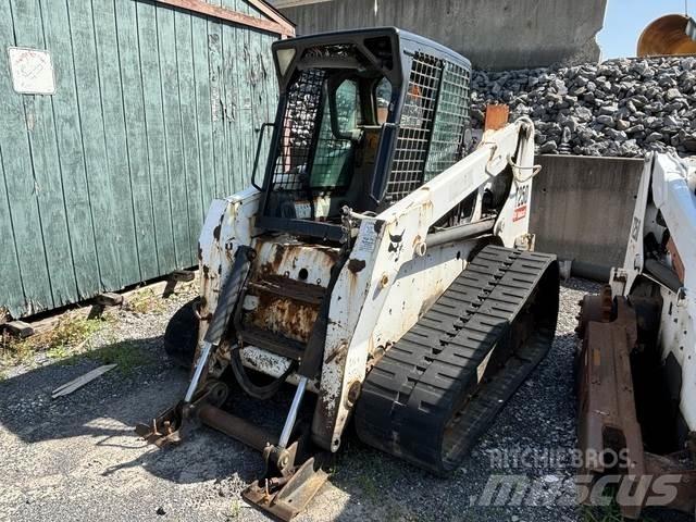 Bobcat T250 Šmykom riadené nakladače