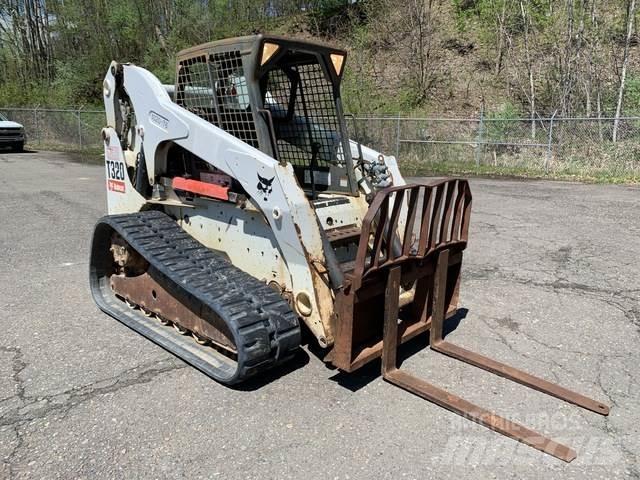 Bobcat T320 Šmykom riadené nakladače