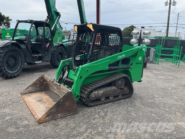 Bobcat T450 Šmykom riadené nakladače