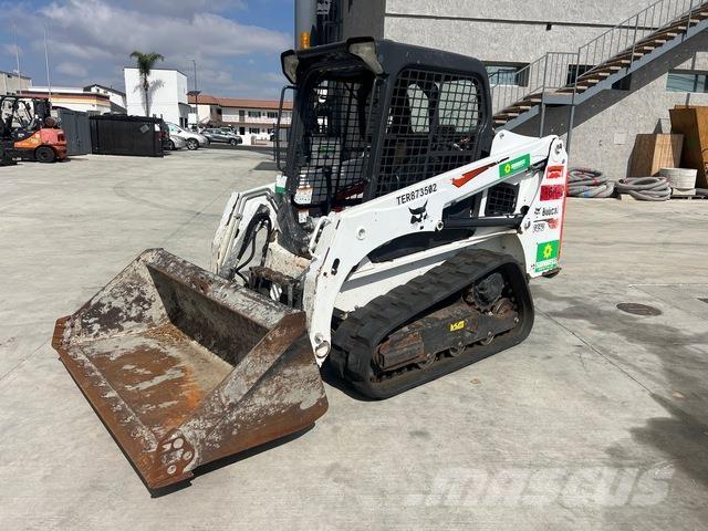 Bobcat T450 Šmykom riadené nakladače