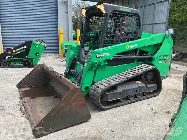 Bobcat T550 Šmykom riadené nakladače