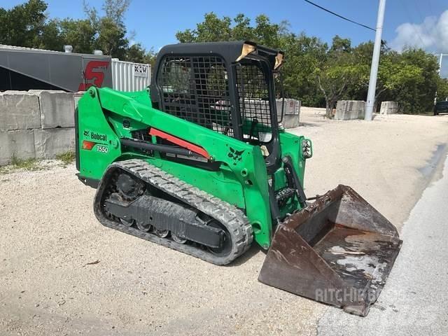 Bobcat T550 Šmykom riadené nakladače