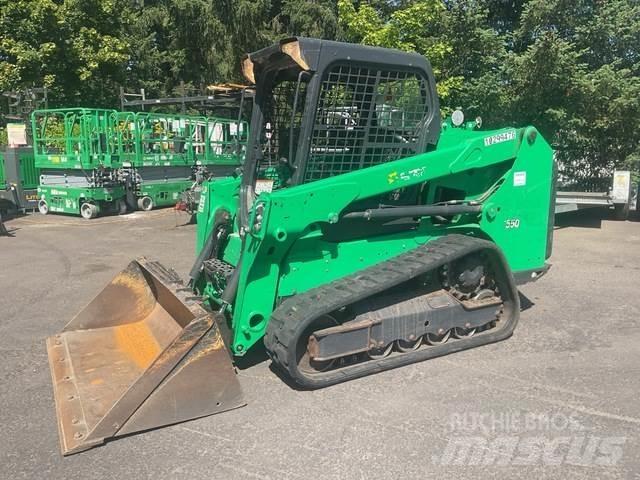 Bobcat T550 Šmykom riadené nakladače