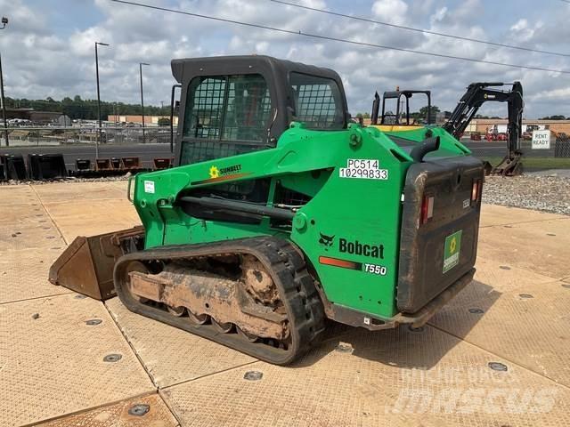 Bobcat T550 Šmykom riadené nakladače