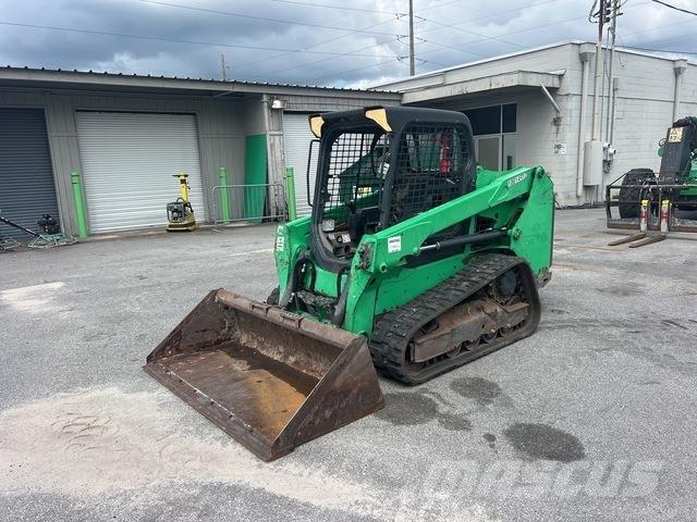 Bobcat T550 Šmykom riadené nakladače