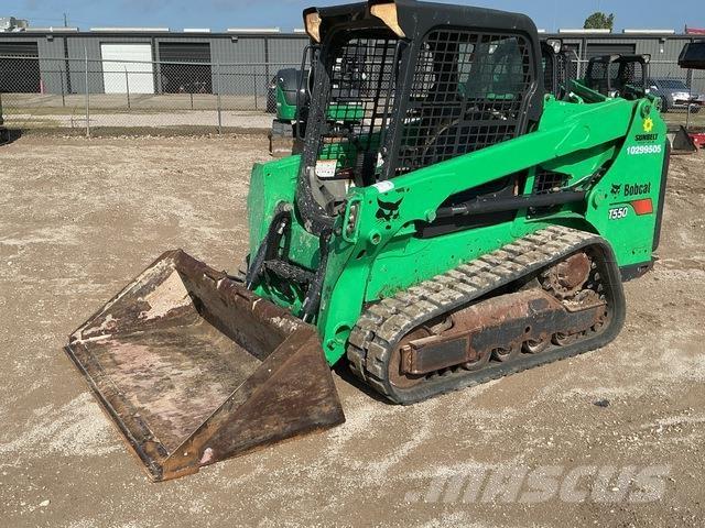 Bobcat T550 Šmykom riadené nakladače