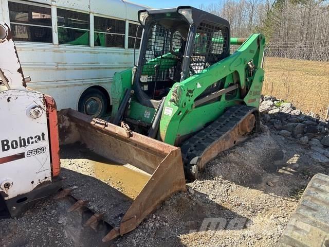 Bobcat T650 Šmykom riadené nakladače