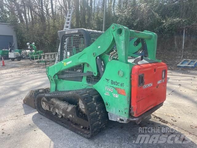 Bobcat T740 Šmykom riadené nakladače