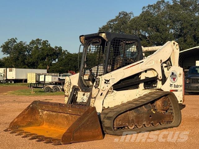 Bobcat T750 Šmykom riadené nakladače