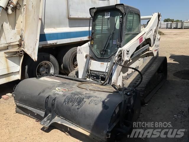 Bobcat T870 Šmykom riadené nakladače