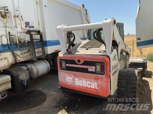 Bobcat T870 Šmykom riadené nakladače
