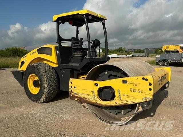 Bomag BW211D-5 Ťahačové valce