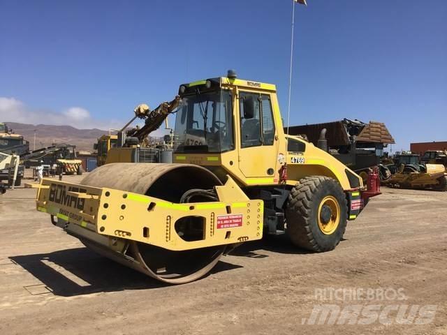 Bomag BW219DH-4 Ťahačové valce
