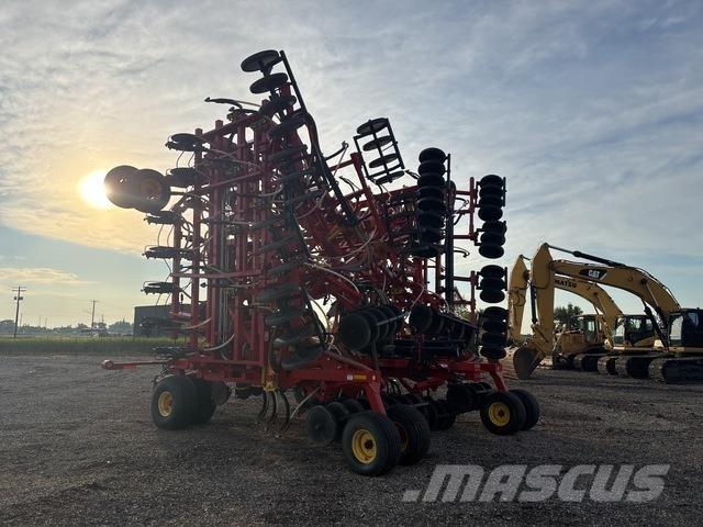 Bourgault 5810 Mechanické sejačky