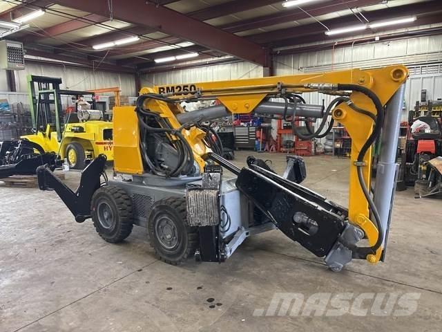 Brokk BM250E Demolačné rýpadlá