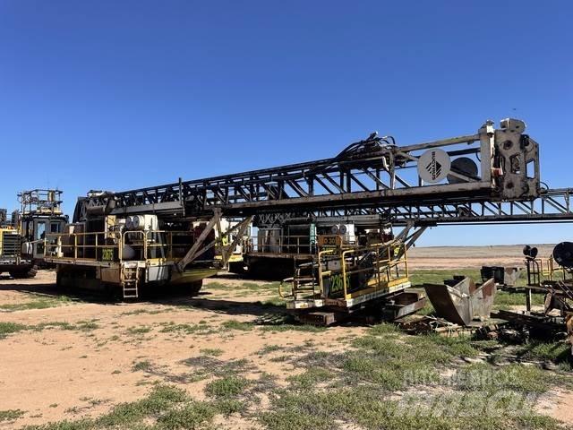 Bucyrus SKSS-16 Povrchové vrtné súpravy