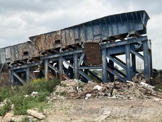  C&D Náhradné diely na vŕtacie stroje a stroje na recykláciu a spracovanie odpadu