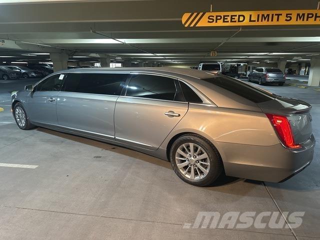 Cadillac XTS Automobily